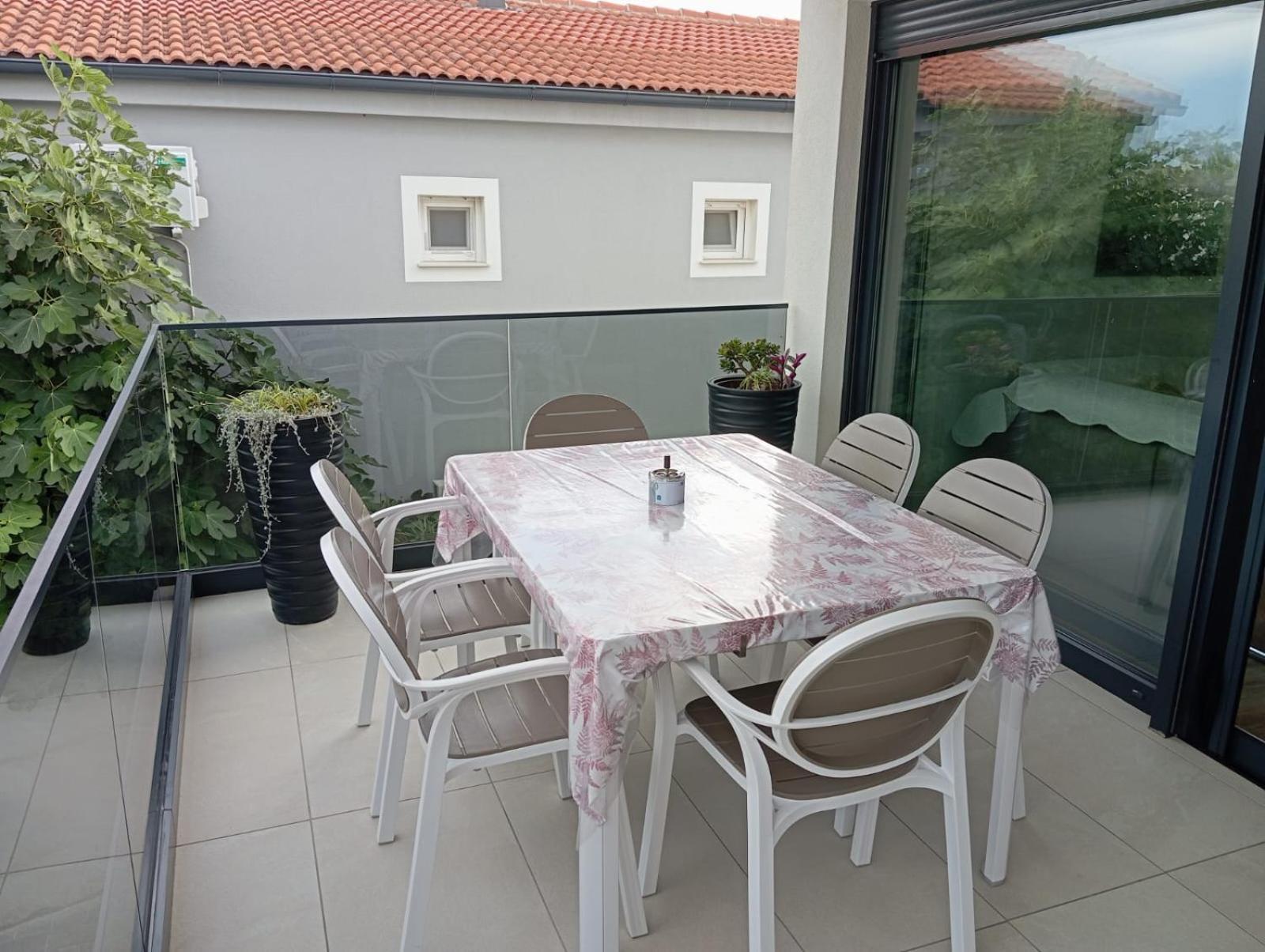 Villa S Vir Exterior foto
